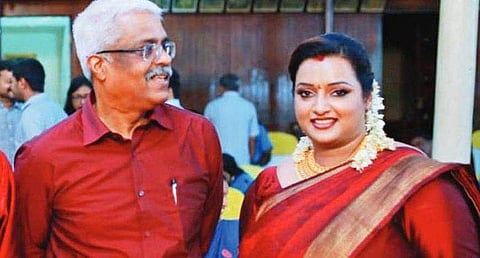 സ്വപ്‌നയുടെ ഇടപാടുകള്‍ ദുരൂഹമെന്ന് ശിവശങ്കറിന് അറിയാമായിരുന്നു ; ഗള്‍ഫിലെ പല കൂടിക്കാഴ്ചകളിലും നിഗൂഢത : ഇ ഡി കോടതിയിൽ