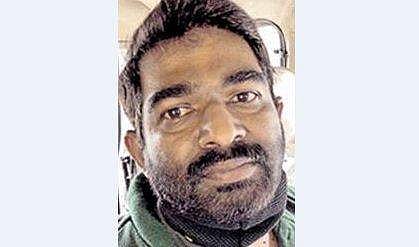 പോക്കുവരവിനായി വീട്ടമ്മയോട് കൈക്കൂലി ചോ​ദിച്ചത് ഒന്നര ലക്ഷം; 50,000 കൈമാറുമ്പോൾ വിജിലൻസ് പൊക്കി; വില്ലേജ് ഓഫീസ് ജീവനക്കാരൻ അറസ്റ്റിൽ