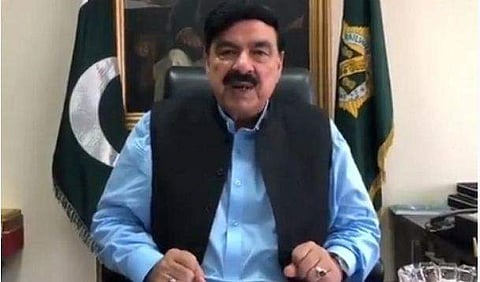 ആണവ ആക്രമണത്തിലൂടെ ഇന്ത്യയെ തകര്‍ക്കും; മുസ്ലിങ്ങളെ തൊടില്ല ; ഭീഷണിയുമായി പാക് മന്ത്രി ( വീഡിയോ)