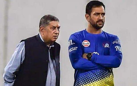 'അയാൾ ചെന്നൈ സൂപ്പർ കിങ്സിനെ നശിപ്പിക്കും, ടീമിലെടുക്കരുതെന്ന് ധോനി പറഞ്ഞു'- വെളിപ്പെടുത്തൽ