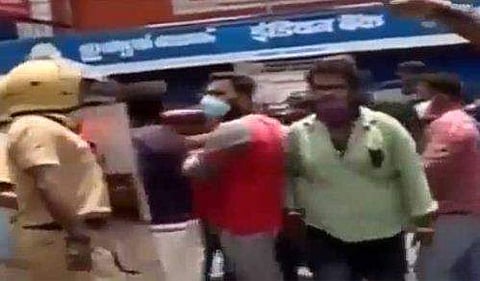 തിരുവനന്തപുരത്ത് യുത്ത്‌കോണ്‍ഗ്രസ്-ഡിവൈഎഫ്‌ഐ സംഘര്‍ഷം 