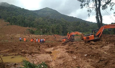 ഉരുൾപൊട്ടൽ; തലക്കാവേരി ക്ഷേത്രത്തിലെ മുഖ്യപൂജാരിയും കുടുംബവും ഉൾപ്പടെ അഞ്ചുപേരെ കാണാതായി