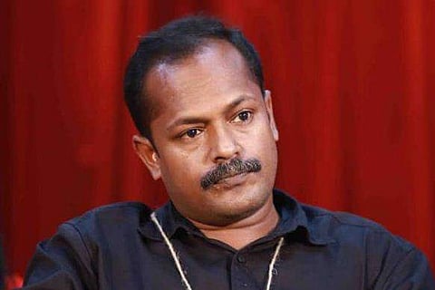 'ചാരുമാനം'-  പ്രിന്‍സ് അയ്മനം എഴുതിയ കഥ