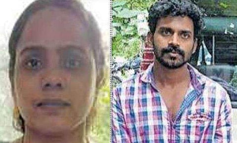 സ്വന്തം വീട്ടിലെ മോഷണത്തിന് സുഹൃത്തിന് സ​ഹായം; 25 പവൻ സ്വർണാഭരണങ്ങൾ കവർന്ന കേസിൽ യുവതിയും അറസ്റ്റിൽ