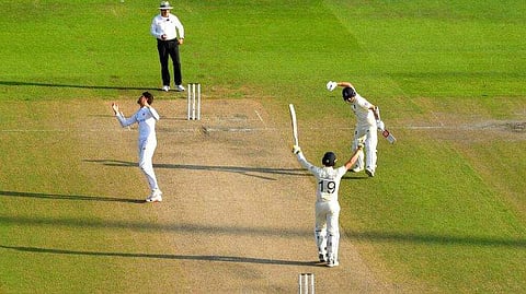 തുടങ്ങിയത് മുന്‍തൂക്കം നഷ്ടപ്പെട്ട്, എന്നിട്ടും നാലാം ദിനം ജയിച്ചു കയറി; പോസിറ്റീവ് ക്രിക്കറ്റിന്റെ ബലത്തില്‍ ഇംഗ്ലണ്ട്