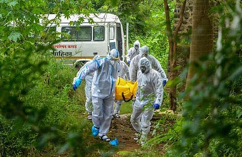 പ്രതിദിന കോവിഡ് കേസുകള്‍ ലക്ഷത്തിലേക്ക്; അതിതീവ്ര വ്യാപനം, ആശങ്കയില്‍ രാജ്യം