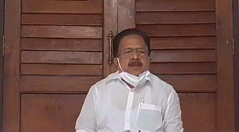 'മന്ത്രി പച്ചക്കള്ളം ഉളുപ്പില്ലാതെ പറയുന്നു; മുഖ്യമന്ത്രിക്ക് ജലീലിനെ പേടിയാണോ'- ചെന്നിത്തല