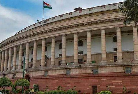 പാർലമെന്റ് സമ്മേളനം നാളെ മുതൽ; അഞ്ച് എംപിമാർക്ക് കോവിഡ് സ്ഥിരീകരിച്ചു