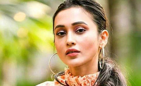 യുവ വനിതാ എംപിക്ക് നേരെ ടാക്‌സി ഡ്രൈവറുടെ അശ്ലീല ആംഗ്യം; അറസ്റ്റ്