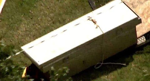 ശരീരം നിറയെ മുറിവേറ്റ പാടുകൾ; അച്ഛന്റെ മൃതശരീരം ടൂൾ ബോക്സിൽ; യുവാവ് അറസ്റ്റിൽ