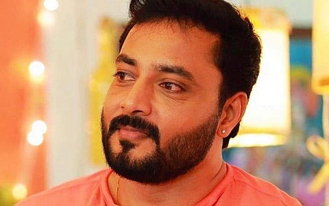 പ്രമുഖ സീരിയൽ നടൻ ശബരീനാഥ് അന്തരിച്ചു; മരണം ഷട്ടിൽ കളിക്കുന്നതിനിടെ കുഴഞ്ഞു വീണ്