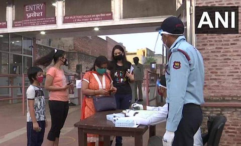 താജ് മഹൽ സന്ദർശകർക്കായി തുറന്നുകൊടുത്തപ്പോൾ