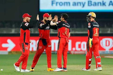 121-2ല്‍ നിന്ന് 153ന് ഓള്‍ഔട്ട്, ബാംഗ്ലൂരിനെ തുണച്ച് ബൗളര്‍മാര്‍; 10 റണ്‍സ് ജയം 