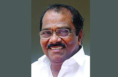 ബാലുശ്ശേരി എംഎല്‍എ പുരുഷന്‍ കടലുണ്ടിക്ക് കോവിഡ്; ആശുപത്രിയില്‍ പ്രവേശിപ്പിച്ചു