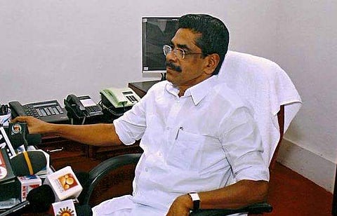 കേസിന്റെ ഗതി മാറിയത് എസ് പിയുടെ വരവോടെ; ബി അശോകന്‍ 'കളങ്കിതനായ ഉദ്യോഗസ്ഥന്‍'; ഐപിഎസ് കിട്ടിയത് അന്വേഷിക്കണം; രൂക്ഷവിമര്‍ശനവുമായി മുല്ലപ്പള്ളി