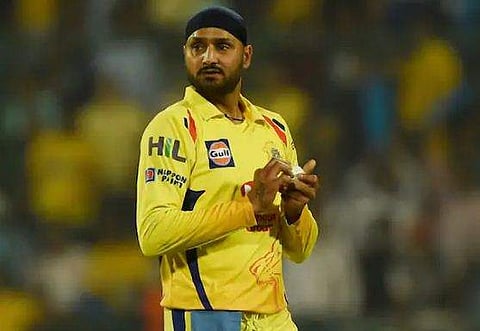 റെയ്‌നയ്ക്ക് പിന്നാലെ ഹര്‍ഭജനും പിന്‍മാറി; ഐപിഎല്‍ കളിക്കാനില്ലെന്ന് വെറ്ററന്‍ താരം