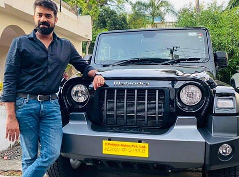 ഥാറുമായി വിജയ് ബാബു/ ഫേയ്സ്ബുക്ക്