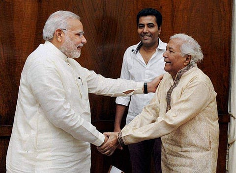 പ്രധാനമന്ത്രി നരേന്ദ്രമോദിക്കൊപ്പം ഗുലാം മുസ്തഫ ഖാന്‍ /ഫയല്‍ ഫോട്ടോ