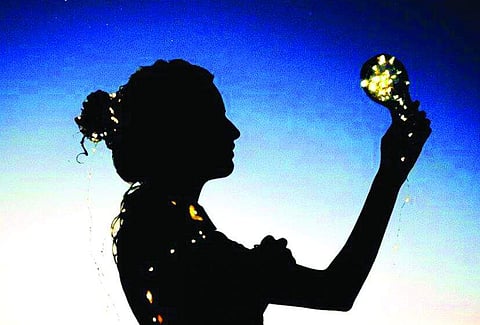 'അന്തിമായ'- വി.എം. ഗിരിജ എഴുതിയ കവിത