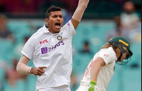 ബ്രേക്ക് കിട്ടാതെ ഉഴറിയ ഇന്ത്യയെ തോളിലേറ്റി സെയ്‌നി; അരങ്ങേറ്റക്കാരന്റെ വിക്കറ്റ് അരങ്ങേറ്റക്കാരന് 