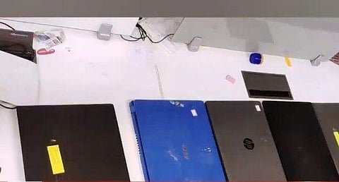 പിടിച്ചെടുത്ത ലാപ്പ്‌ടോപ്പുകള്‍/ ടെലിവിഷന്‍ ചിത്രം