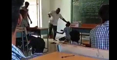 വിദ്യാര്‍ഥിയെ ടീച്ചര്‍ ക്രൂരമായി മര്‍ദ്ദിക്കുന്ന ദൃശ്യം