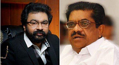 മോൻസൻ, വി എം സുധീരൻ / ഫയൽ ചിത്രം