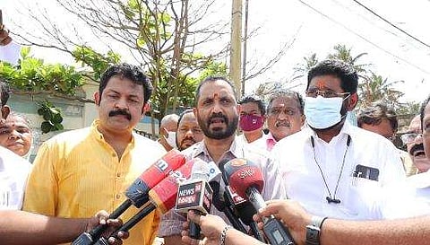 കെ സുരേന്ദ്രൻ, കൃഷ്ണകുമാർ എന്നിവർ / ട്വിറ്റർ ചിത്രം