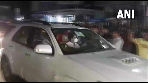 ലഖിംപൂരിലെത്തിയ രാഹുല്‍ ഗാന്ധിയും പ്രിയങ്കയും