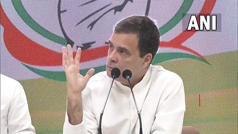 രാഹുല്‍ ഗാന്ധിയുടെ വാര്‍ത്താ സമ്മേളനത്തില്‍ നിന്ന്/എഎന്‍ഐ