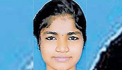 നിന സതീഷ്