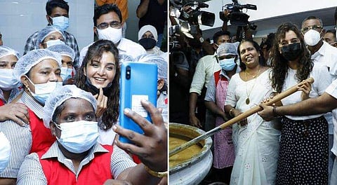 ജനകീയ ഹോട്ടല്‍ ഉദ്ഘാടനത്തിന് എത്തിയ മഞ്ജജുവാര്യര്‍/ഫോട്ടോ: ഫെയ്‌സ്ബുക്ക്‌