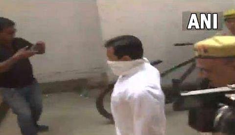 ആശിഷ് മിശ്ര ക്രൈംബ്രാഞ്ച് ഓഫീസിലെത്തുന്നു / എഎന്‍ഐ