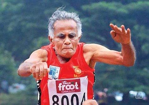 80 വയസ്സിനു മുകളിലുള്ളവരുടെ ലോങ് ജമ്പില്‍ ഒന്നാം സ്ഥാനം നേടിയ എംജെ ജേക്കബ്‌