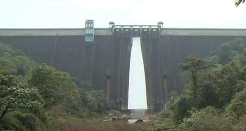 ഇടുക്കി ഡാം തുറന്നപ്പോള്‍/ ടെലിവിഷന്‍ ദൃശ്യം