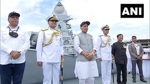 പ്രതിരോധ മന്ത്രി രാജ്‌നാഥ് സിങ്ങ് ഐഎന്‍എസ് വിശാഖപട്ടണം കമ്മീഷന്‍ ചെയ്യുന്നു, എഎന്‍ഐ ചിത്രം