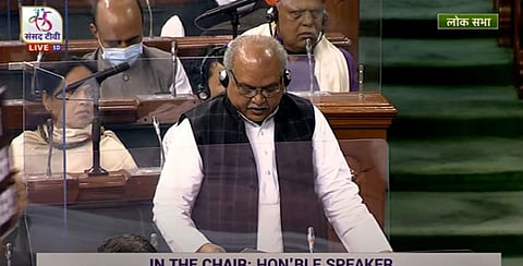 മന്ത്രി നരേന്ദ്ര സിങ് തോമര്‍ ബില്‍ അവതരിപ്പിക്കുന്നു/എഎന്‍ഐ