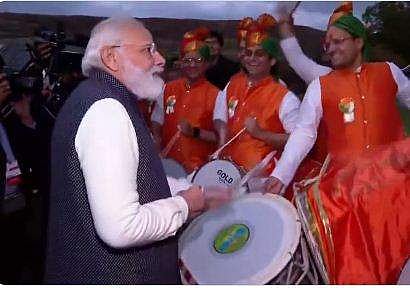 മോദി ഡ്രംസിൽ താളം പിടിക്കുന്നു/ എഎൻഐ വീഡിയോ ദൃശ്യം