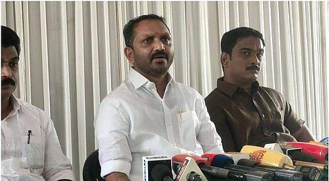 കെ സുരേന്ദ്രൻ മാധ്യമങ്ങളോട് സംസാരിക്കുന്നു/ വീഡിയോ ദൃശ്യം