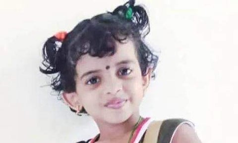 കണ്ണൂരിൽ നിർമാണത്തിലിരുന്ന സെപ്റ്റിക് ടാങ്കിൽ വീണ് നാല് വയസുകാരി മരിച്ചു; ദാരുണം