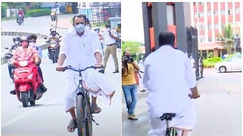 വിൻസെന്റ് എംഎൽഎ സൈക്കിളിൽ നിയമസഭയിലേക്ക് എത്തുന്നു/ ടെലിവിഷൻ ചിത്രം