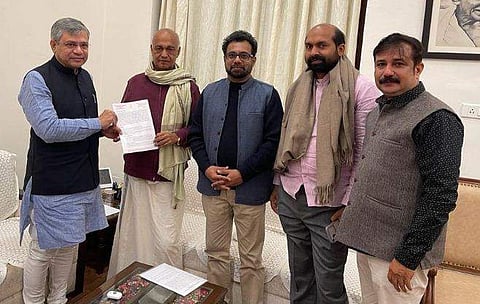 എംപിമാർ കേന്ദ്രമന്ത്രിയുമായി കൂടിക്കാഴ്ച നടത്തുന്നു/ ഫെയ്സ്ബുക്ക് ചിത്രം