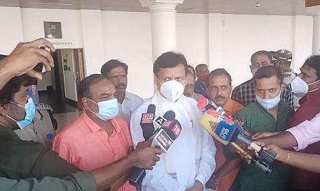 നിത്യാനന്ദ റായ് മാധ്യമങ്ങളോടു സംസാരിക്കുന്നു/വിഡിയോ ദൃശ്യം