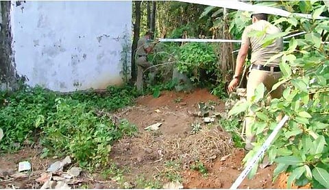 മൃതദേഹം കുഴിച്ചിട്ട നിലയില്‍ കണ്ടെത്തിയ സ്ഥലം