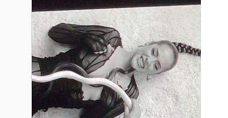 പാമ്പിനെ വച്ച് ഷൂട്ട് ചെയ്യുന്ന ദൃശ്യം