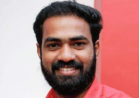 വികെ സനോജ്