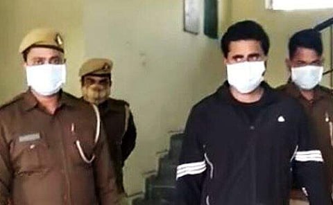 അറസ്റ്റിലായ പ്രതികളിൽ ഒരാൾ/ ചിത്രം: ട്വിറ്റർ