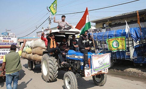 കര്‍ഷക പ്രക്ഷോഭത്തില്‍ നിന്ന് / ചിത്രം : ശേഖര്‍ യാദവ് ( ന്യൂ ഇന്ത്യന്‍ എക്‌സ്പ്രസ് )