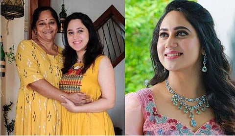 അമ്മക്കൊപ്പം മിയ/ ഇന്‍സ്റ്റഗ്രാം