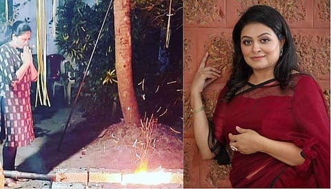 സബീറ്റ രാഹുലിന്റെ ചിതക്കരികിൽ/ ഇൻസ്റ്റ​ഗ്രാം